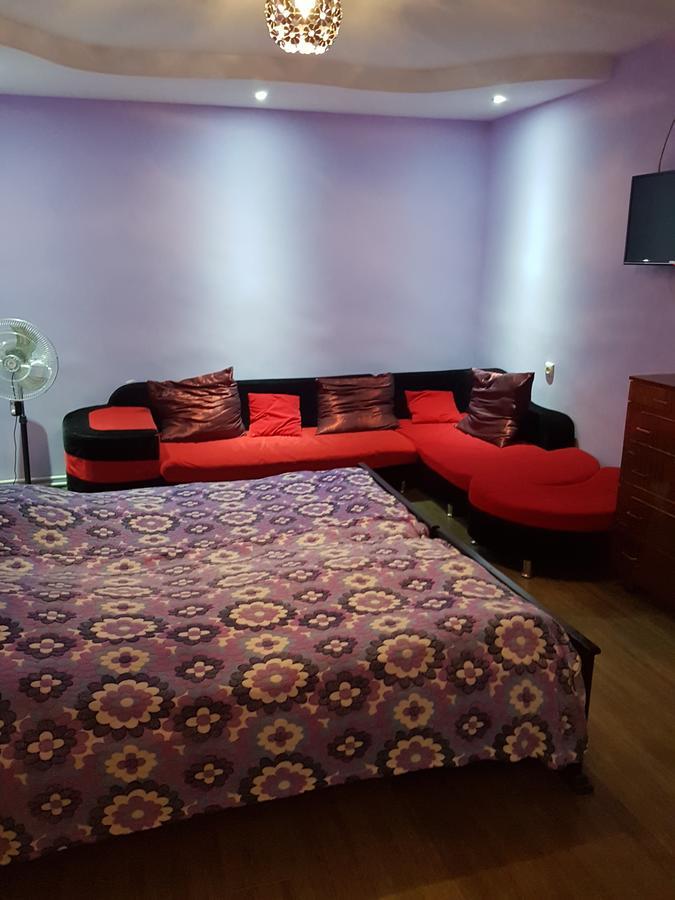 Emi House 호텔 보르조미 외부 사진